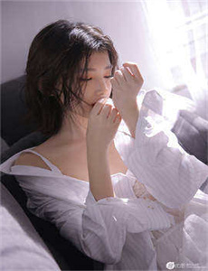 蜘蛛网中的女孩在线观看