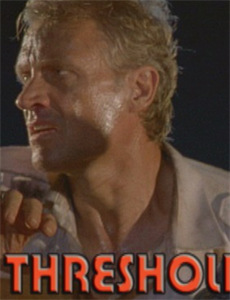 小女孩偷窥美味